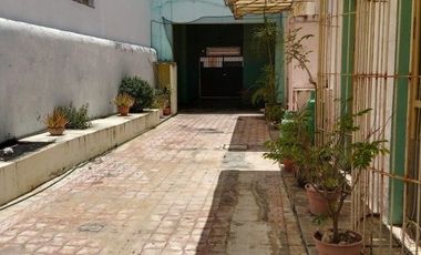 CASA EN VENTA EN MERIDA F-2123, 5 REC. EN EL CENTRO $12,000,000