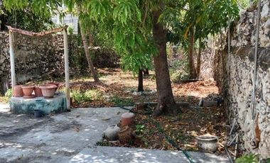 CASA EN VENTA EN MERIDA F-2123, 5 REC. EN EL CENTRO $12,000,000