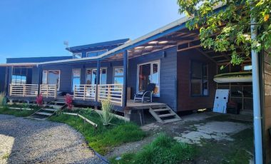 casa amoblada sector Llicaldad, con patio, terraza y vista.