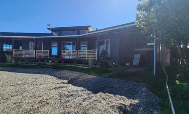 casa amoblada sector Llicaldad, con patio, terraza y vista.