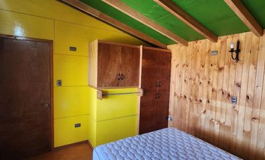 casa amoblada sector Llicaldad, con patio, terraza y vista.