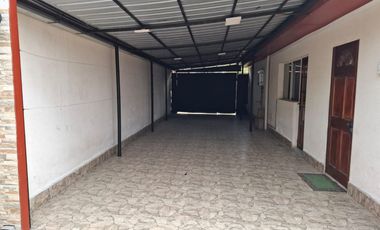 Linda Casa de Dos pisos, en Población Santa Cecilia