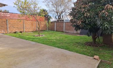 Linda Casa de Dos pisos, en Población Santa Cecilia