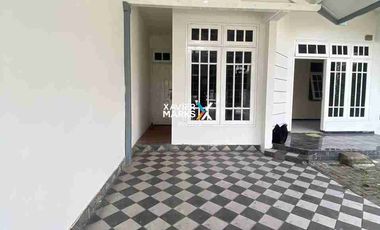 Disewakan Rumah 2 lantai di Araya Blimbing Malang Kota