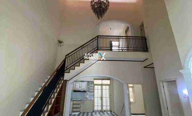 Disewakan Rumah 2 lantai di Araya Blimbing Malang Kota