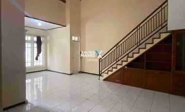 Disewakan Rumah 2 lantai di Araya Blimbing Malang Kota