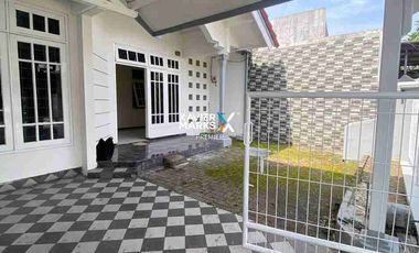 Disewakan Rumah 2 lantai di Araya Blimbing Malang Kota