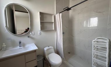 Casa en venta ubicada dentro del fraccionamiento Villas del Campo, en el municipio de Calimaya, Estado de México, una de las zonas con mayor plusvalía