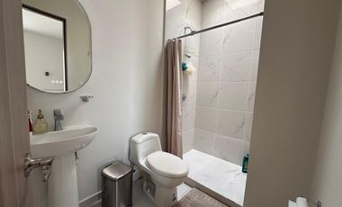 Casa en venta ubicada dentro del fraccionamiento Villas del Campo, en el municipio de Calimaya, Estado de México, una de las zonas con mayor plusvalía