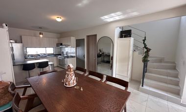 Casa en venta ubicada dentro del fraccionamiento Villas del Campo, en el municipio de Calimaya, Estado de México, una de las zonas con mayor plusvalía