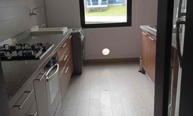 Renta de departamento amoblado – Sector Catalina Aldaz