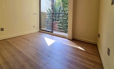 Departamento Estudio a Media Cuadra de Providencia, a pasos del Metro. Terraza Mirador Piscina Vista Panorámica