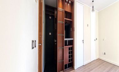 Departamento Estudio a Media Cuadra de Providencia, a pasos del Metro. Terraza Mirador Piscina Vista Panorámica