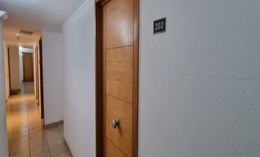 Departamento Estudio a Media Cuadra de Providencia, a pasos del Metro. Terraza Mirador Piscina Vista Panorámica