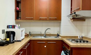 Departamento en Arriendo con Estacionamiento Incluido en Condominio Alta Vists