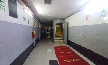 OPORTUNIDAD DE INVERSIÓN GALERÍA COMERCIAL EN ZONA ALTAMENTE TRANSITADA EN MESA REDONDA.