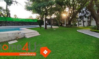 ¡ENTREGA INMEDIATA! Departamento de lujo en ubicación privilegiada.