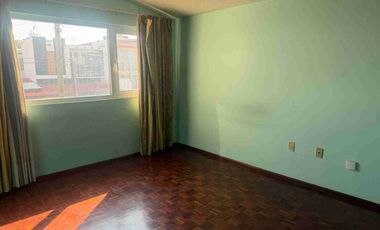 Se renta casa grande en Valle Don Camilo, zona popular, Metepec, Estado De México