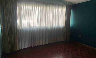 Se renta casa grande en Valle Don Camilo, zona popular, Metepec, Estado De México