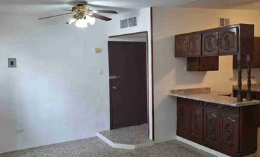 Rento casa  de 4 recámaras en zona céntrica