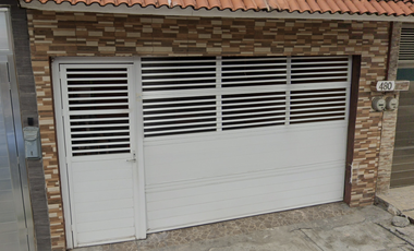 BONITA CASA EN VENTA. LOMAS DE RIO MEDIO III, VERACRUZ. REMATE BANCARIO