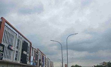 Dijual atau Disewakan ruko 3 lantai di summarecon bekasi
