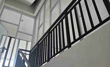 Dijual atau Disewakan ruko 3 lantai di summarecon bekasi