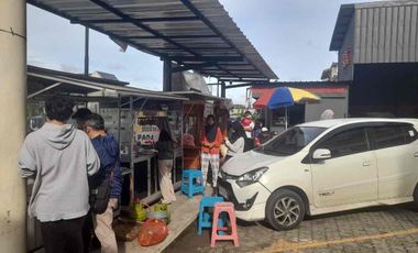 Lapak Kios Ruko Bintaro