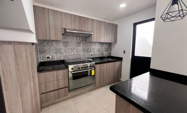 Casa Nueva en Renta en Parque Real Cuautlancingo con Amenidades y Acceso a Periférico | $13,000