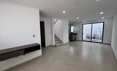 Casa Nueva en Renta en Parque Real Cuautlancingo con Amenidades y Acceso a Periférico | $13,000
