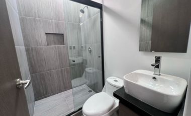 Casa Nueva en Renta en Parque Real Cuautlancingo con Amenidades y Acceso a Periférico | $13,000