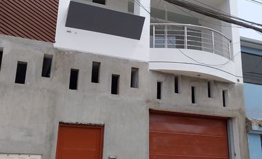 Alquilo Departamento de 145m2 en 4to piso