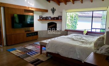 Casa en venta en Rancho San Francisco | 643 m², jardín y 4 autos