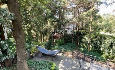 Casa en venta en Rancho San Francisco | 643 m², jardín y 4 autos