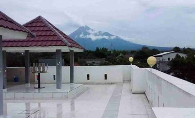 DIJUAL KOST EKSKLUSIF 49 KAMAR FULL FURNISHED DEKAT KAMPUS UII JALAN KALIURANG KM.12,5 YOGYA