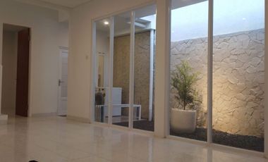 Turangga Buahbatu bandung Kota, New, Siap Huni, jalan Lebar