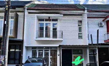 Dijual rumah cantik siap huni dalam komplek perumahan elit dekat Indogrosir Palembang