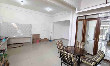 Dijual rumah cantik siap huni dalam komplek perumahan elit dekat Indogrosir Palembang