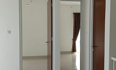 Rumah asri cluster Bintaro sektor 4 dekat stasiun siap huni