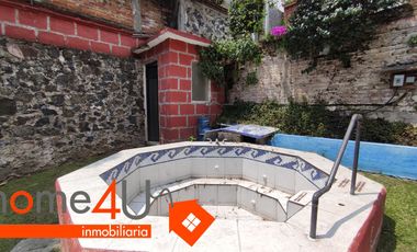 Se vende como terreno de ≈ 697 m²