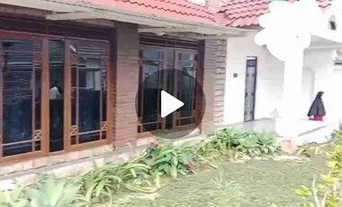 Dijual Vila Asri di Green Apple Puncak Cipanas