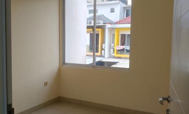 Rumah Murah & Langka di Green Lake City – Cluster Australia, SHM, 2 Lantai