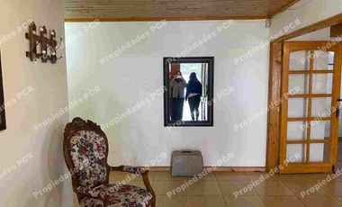 Se vende excelente casa  sólida 225 M2 con Parcela 5000 mtrs en Palmilla Linares .