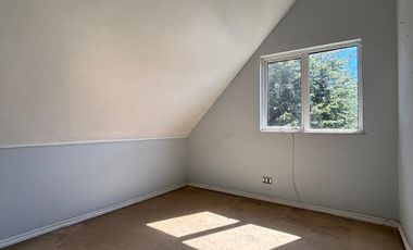 Venta de amplia y acogedora casa en Parque Krahmer, Valdivia