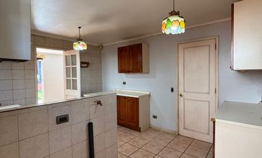 Venta de amplia y acogedora casa en Parque Krahmer, Valdivia