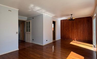 Venta de amplia y acogedora casa en Parque Krahmer, Valdivia