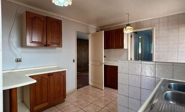 Venta de amplia y acogedora casa en Parque Krahmer, Valdivia