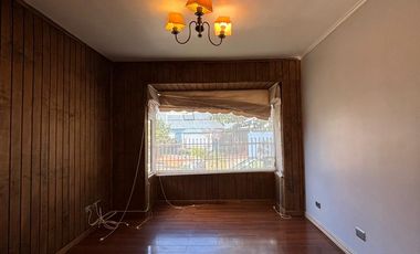 Venta de amplia y acogedora casa en Parque Krahmer, Valdivia