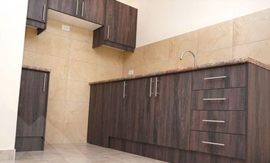 CASA EN VENTA CARAPUNGO QUITO ECUADOR