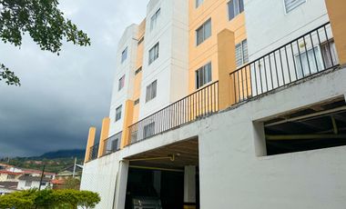 Apartamento en Venta en Sauces IV | 3 Habitaciones y Parqueadero - Barrio Los Sauces